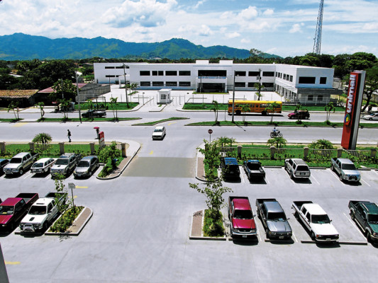 La cálida sultana del sur le apuesta al desarrollo