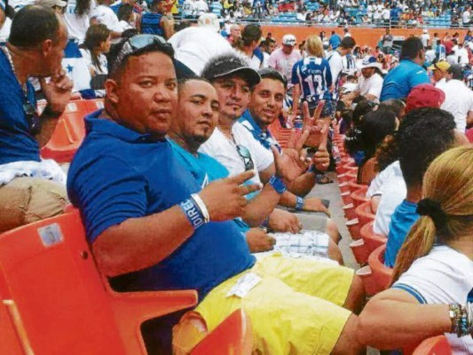 Hondureños apoyaron a la H en Miami