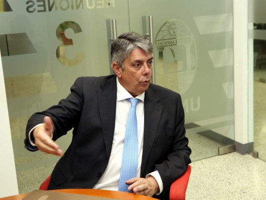 Félix de Moya-Anegón: Es una anomalía que un docente no investigue