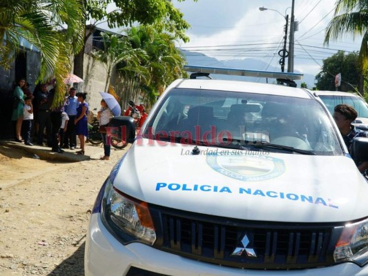 FOTOS: Escena del crimen de hombre acribillado frente a esposa e hijas