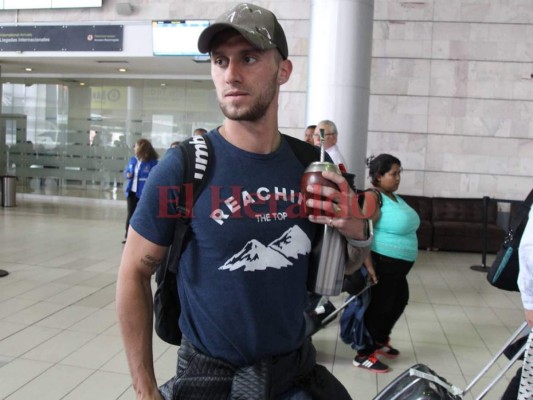 Llega Esteban Espíndola, nuevo refuerzo del Olimpia