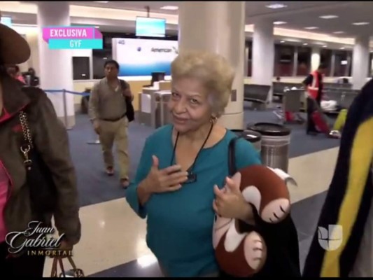 Mamá de hijos de Juan Gabriel pide respeto a la prensa