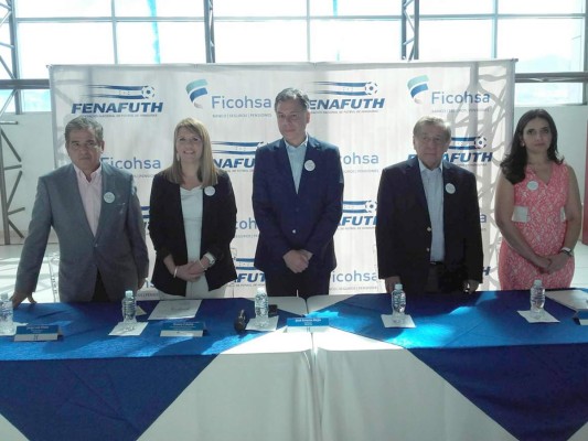 Fenafuth presenta boletería para el juego eliminatorio ante Costa Rica