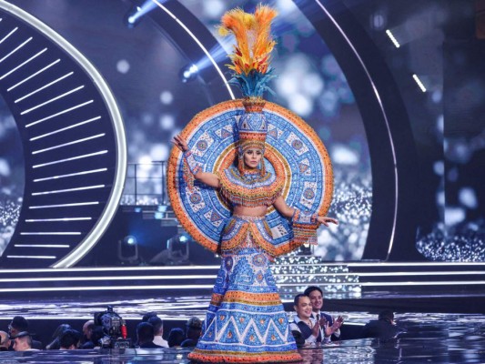 Los espectaculares trajes típicos en Miss Universo 2021