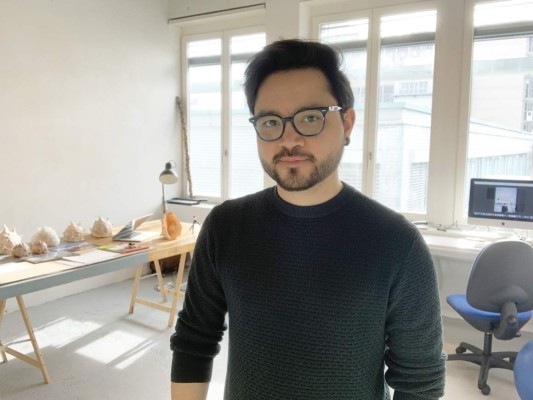 Pável Aguilar, el artista que hace eco en Suiza