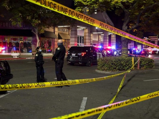 Tiroteo en centro comercial de California deja un muerto&nbsp;