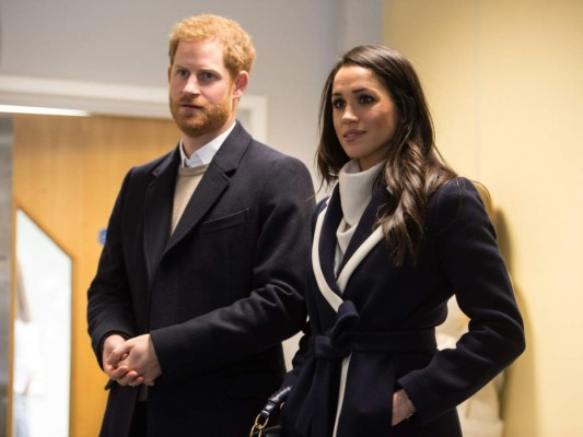 Meghan Markle se bautiza por la religión anglicana previo a su boda con el príncipe Harry