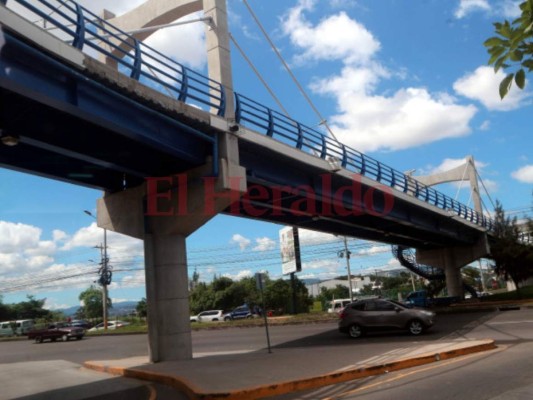 Capitalinos cuestionan obras que no son soluciones viales