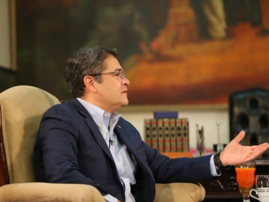 Juan Orlando Hernández descarta que su familia tenga fundaciones