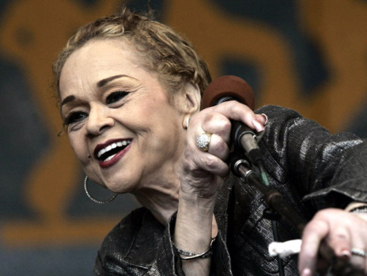 Muere la legendaria cantante de blues Etta James