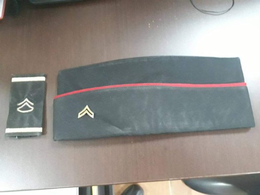 FOTOS: Los recuerdos que dejó en su escritorio el bombero hondureño Óscar Madrid