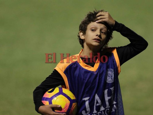 Hijo de Diego Vazquez debuta como 'pelotero' en Motagua