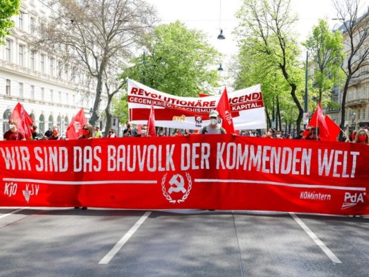 Con protestas y detenidos, así celebró el mundo el Día del Trabajador (FOTOS)