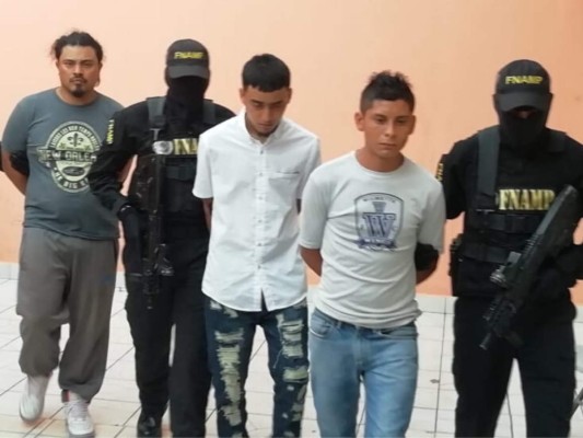 Capturan a tres supuestos miembros de la MS-13 en la colonia Nueva Suyapa