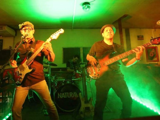 'Una noche sin control', la nueva canción de la banda hondureña 'Natural'