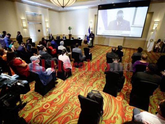 'Yo sí creo que me lo merezco': periodista Mario Ramírez recibe el 'Álvaro Contreras'