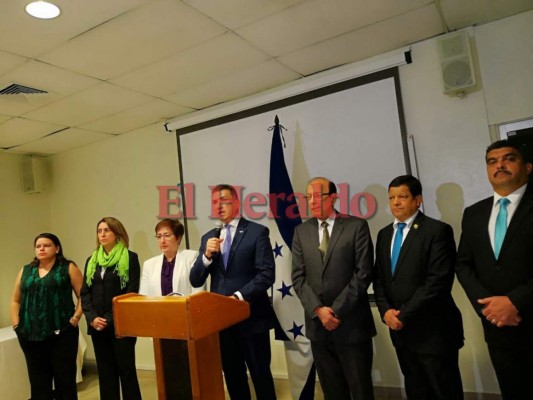 Junta Proponente elige listado de cinco aspirantes a fiscal que enviará al Congreso Nacional de Honduras