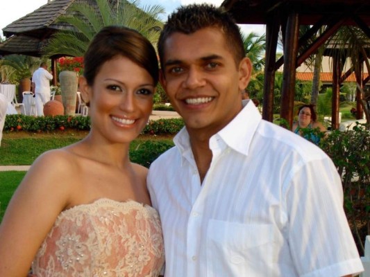 Amado Guevara y su esposa cumplen 17 años juntos y lo celebran con emotivo mensaje&nbsp;&nbsp;