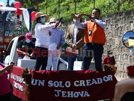 En Día de la Biblia: capitalinos manifiestan su fe ante adversidad por covid-19