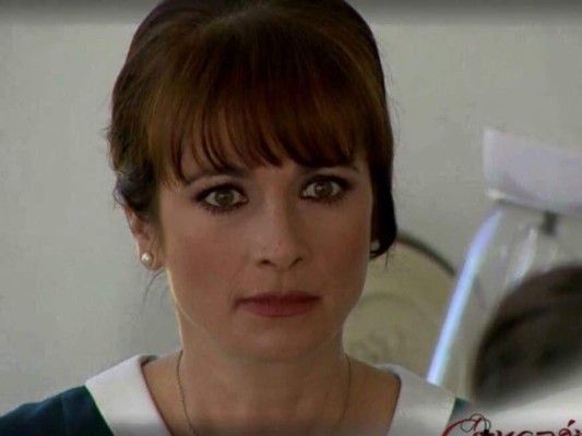 Alejandra Procuna, de famosa actriz de telenovela a taxista