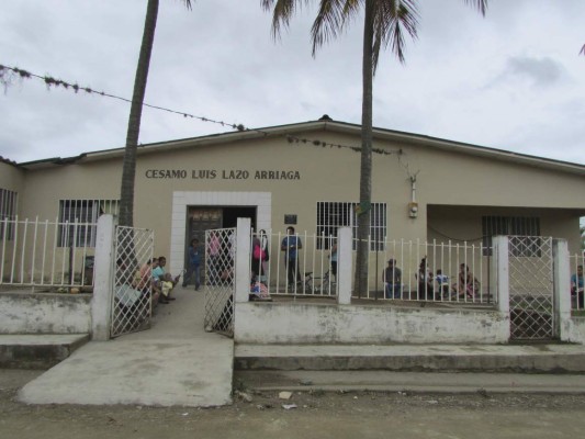 Avanza reparación de centro de salud en El Paraíso
