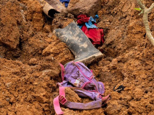 FOTOS: Destrucción y desesperación en Santa Bárbara tras paso de Eta y Iota   