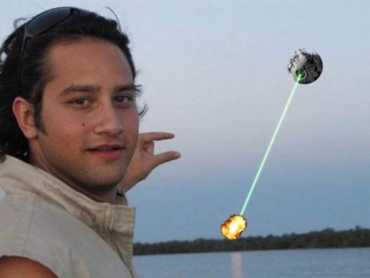 Pidió ayuda con Photoshop por Internet y esto fue lo que obtuvo