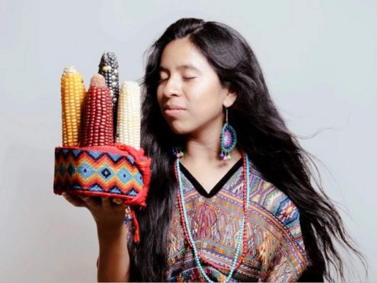Sara Curruchich, la cantante maya kaqchikel que conquista con sus letras&nbsp;