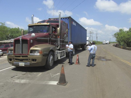 Significativos cambios registran instalaciones del puerto Henecán
