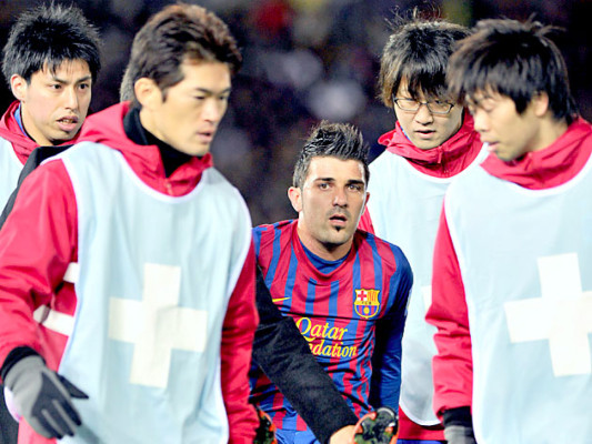 Villa será baja 'mucho tiempo' tras sufrir fractura de tibia