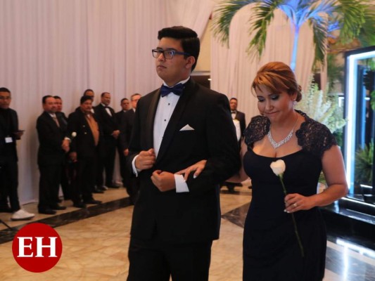 FOTOS: Prom de la Macris School, una radiante gala para festejar el éxito de los seniors
