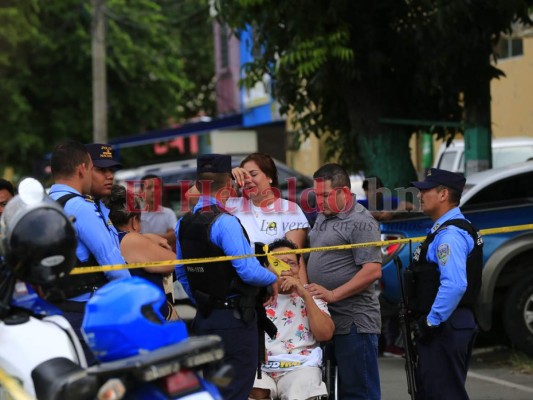 Las imágenes que dejó la masacre en barrio Santa Anita de San Pedro Sula