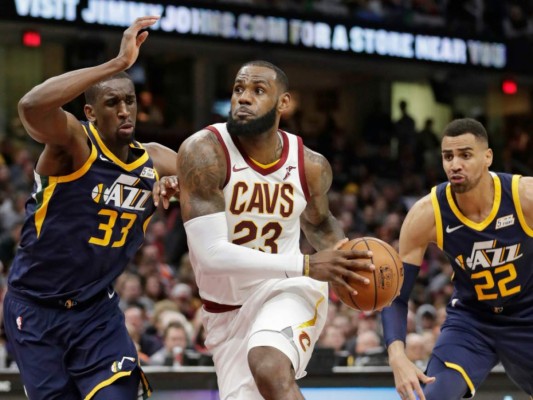 LeBron logra 60mo ‘triple doble’; Cavs vencen a Jazz