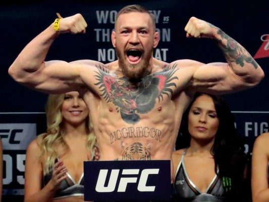 Detienen a McGregor quien afronta múltiples cargos por trifulca en Nueva York