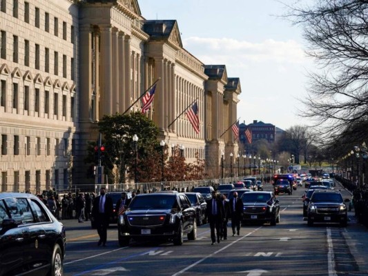 Así es 'La Bestia', la lujosa limusina que Joe Biden heredó de Trump