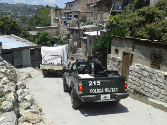Pobladores de Las Torres inician retorno a sus hogares
