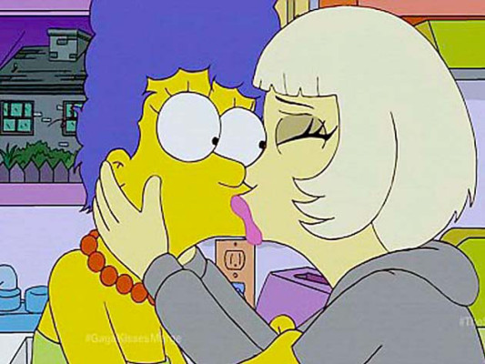 Lady Gaga celebra en Twitter primer aniversario de Born this way