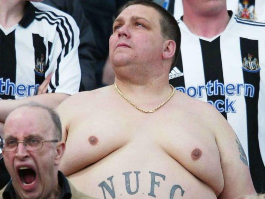 La FIFA venderá boletos especiales para personas con sobrepeso en la Copa Confederaciones 2017