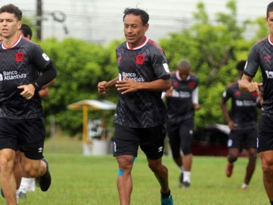 Fichajes: Incierto el futuro de Vargas en Marathón y Olimpia se alista para dar un bombazo