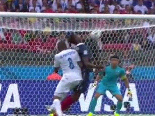 VIDEO: Penal a Pogba y expulsión de Palacios