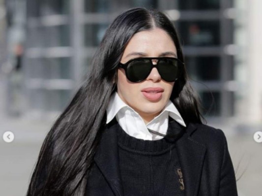 Emma Coronel sobre foto con vocalista de Los Tucanes de Tijuana: estoy segura que Mario no sabía quién era yo en ese momento