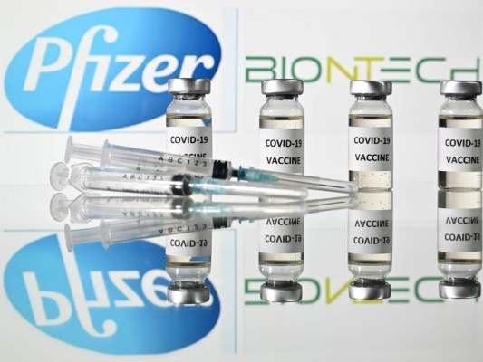 Inglaterra advierte sobre riesgo de alergia por vacuna de Pfizer/BioNTech