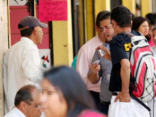 Alcaldía anuncia operativos para frenar venta libre de la pastilla azul