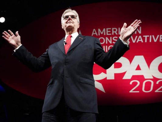 Vicegobernador de Texas: Covid repuntó por personas negras