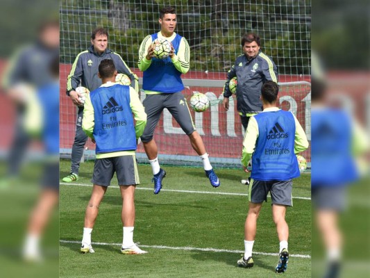 Real Madrid golea al colista Getafe y mete más presión al Barcelona