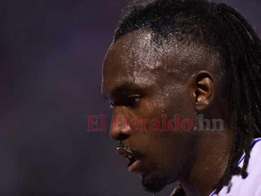 No se vio en TV del Honduras vs. Costa Rica: Frustración de Coito, tapadón de Keylor y peleas en el campo