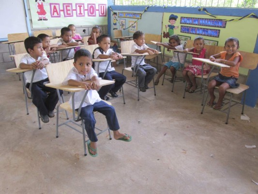 Educación prebásica iniciará a los tres años y tendrá tres grados