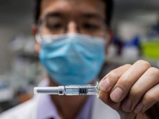 Vacuna de Moderna contra el covid-19 entrará en fase final el 27 de julio