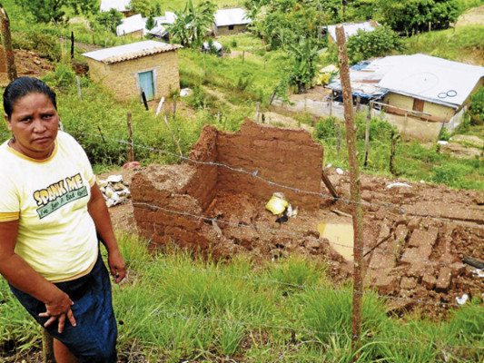 Lluvias causan daños en viviendas de Trojes