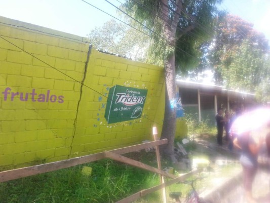 Muros ceden tras lluvias del fin de semana